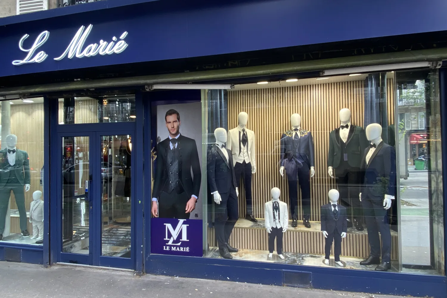 Façade de la boutique Le Marié à Paris